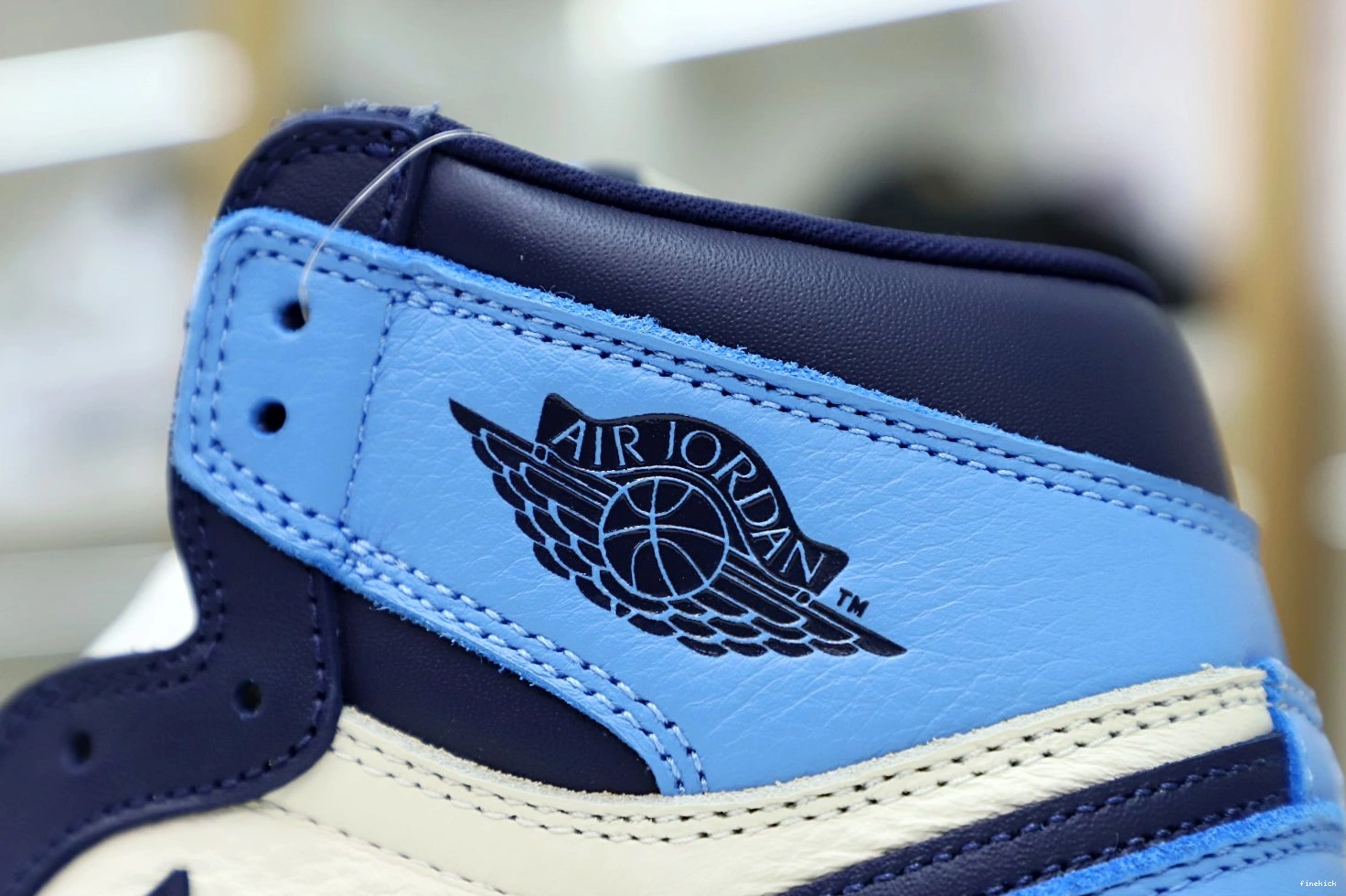 RETRO OG 'OBSIDIAN' AIR 1 HIGH JORDAN 1227